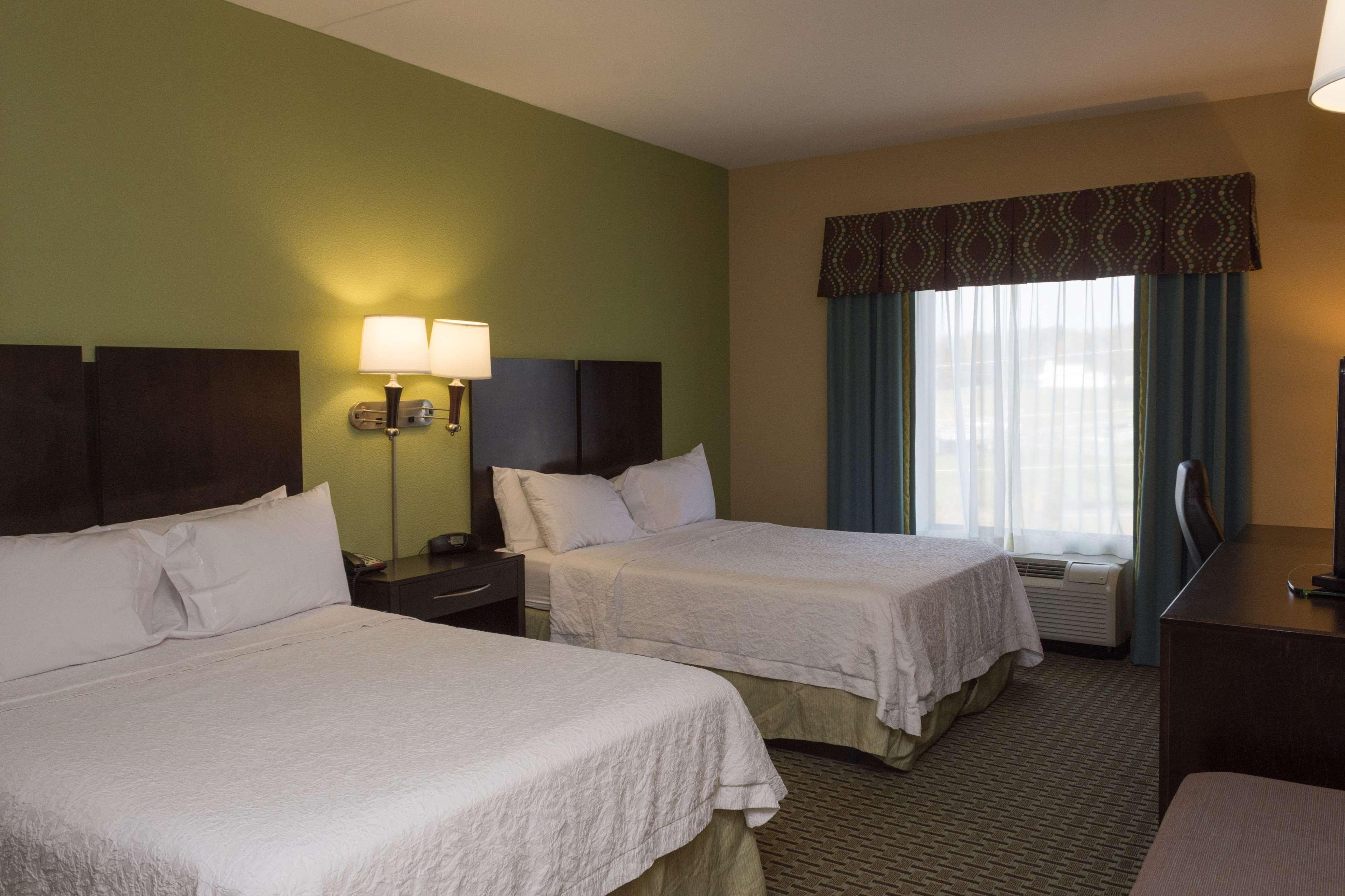 Hampton Inn Дендрідж Екстер'єр фото